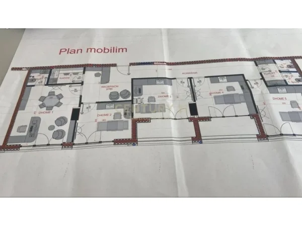 Tirane, jepet me qera ambjent biznesi Kati 1, 140 m² 1.700 € (Materniteti i ri)