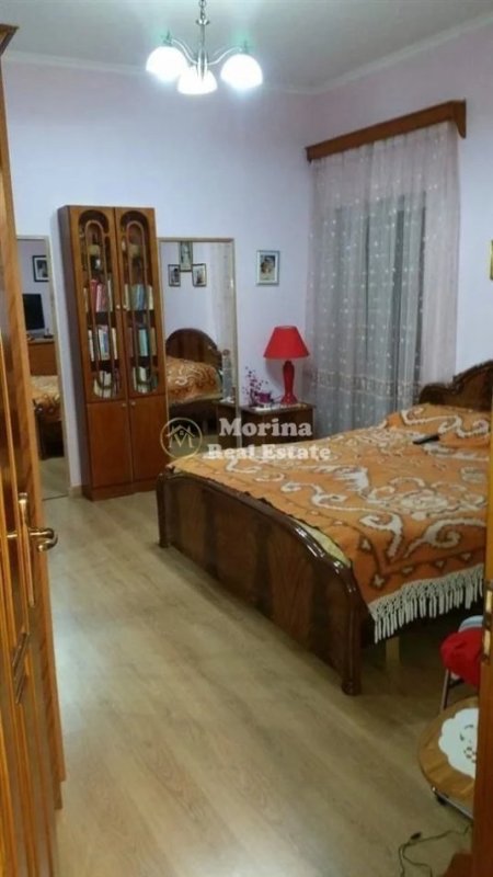 Tirane, jepet me qera shtepi 1+1 Kati 2, 70 m² 400 € (Qytet Studenti)