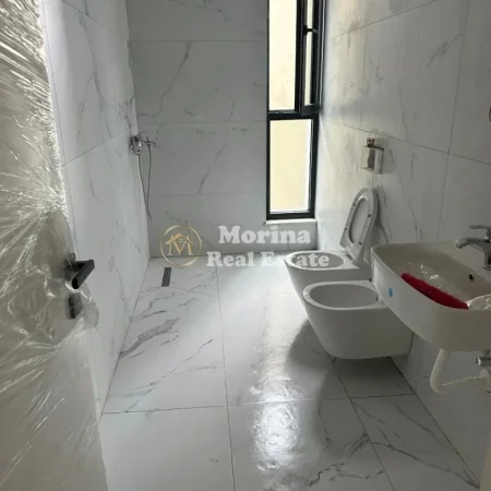 Tirane, jepet me qera shtepi 2+1 Kati 2, 68 m² 550 € (Rruga Jordan Misja)