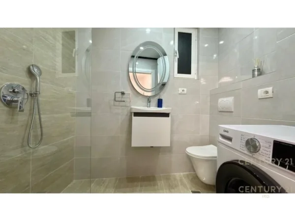 Tirane, jepet me qera apartament 1+1 Kati 3, 45 m² 500 € (Rruga e Dibres Medreseja)