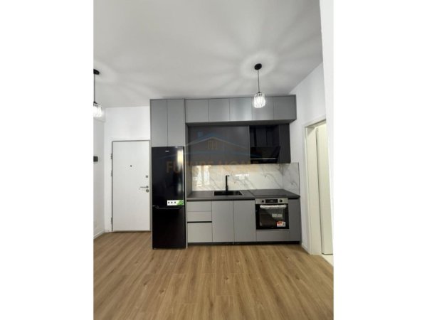 Tirane, jepet me qera apartament 1+1 Kati 2, 60 m² 420 € (Fresk)