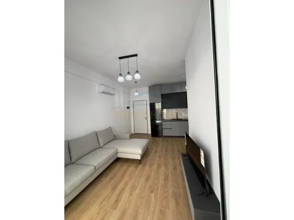 Tirane, jepet me qera apartament 1+1 Kati 2, 60 m² 420 € (Fresk)