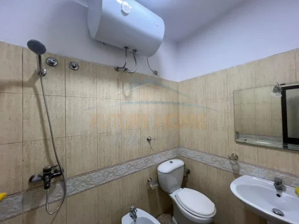 Tirane, jepet me qera apartament 1+1 Kati 6, 61 m² 470 € (Rruga e Elbasanit)