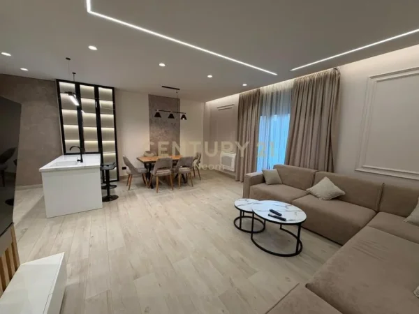 Tirane, jepet me qera apartament 2+1+Aneks+Ballkon Kati 1, 105 m² 1.700 € (Sofia)