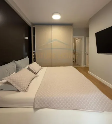 Tirane, jepet me qera apartament 2+1 Kati 4, 110 m² 1.200 € (qendera)