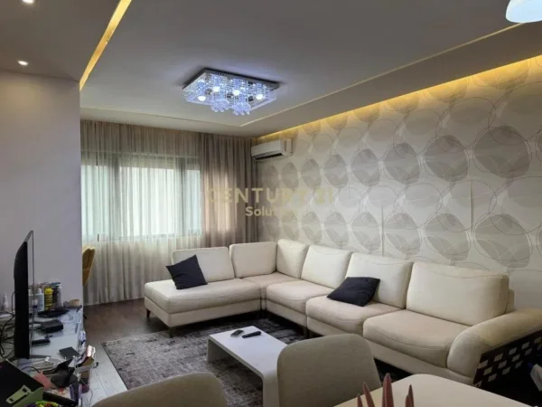 Tirane, shes apartament 2+1+Aneks+Ballkon Kati 5, 102 m² 170.000 € 