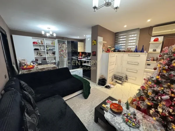 Tirane, shes apartament 2+1+Aneks+Ballkon Kati 0, 83 m² 155.000 € 