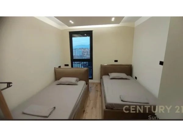 Tirane, jepet me qera apartament 2+1+Aneks+Ballkon Kati 9, 100 m² 1.501 € (Rezidenca Olimpik)