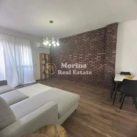 Tirane, jepet me qera apartament 1+1 Kati 3, 65 m² 600 € (Liqeni i Thate)