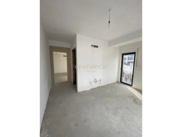 Tirane, shes apartament 3+1+Aneks+Ballkon Kati 2, 277 m² 260.000 € 