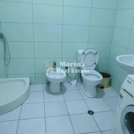 Tirane, jepet me qera apartament 2+1 Kati 8, 74 m² 400 € (Yzberisht)
