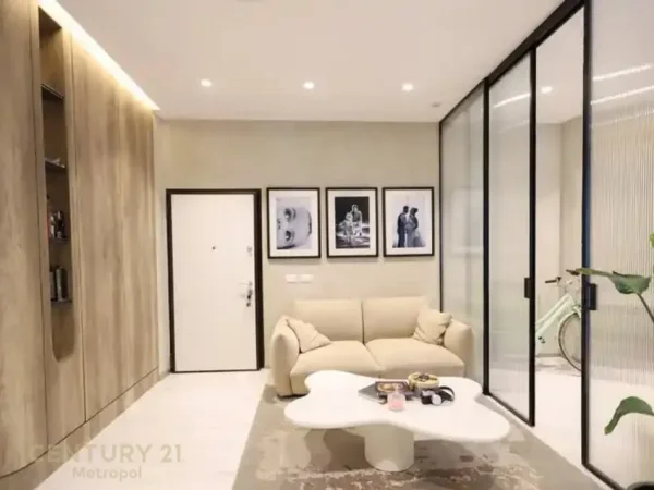 Tirane, jepet me qera ambjent biznesi Kati 1, 112 m² 2.800 € 