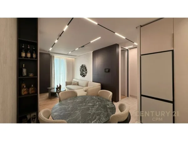 Tirane, jepet me qera apartament 1+1+Aneks+Ballkon Kati 13, 74 m² 1.200 € (GOLDEN TOWER)