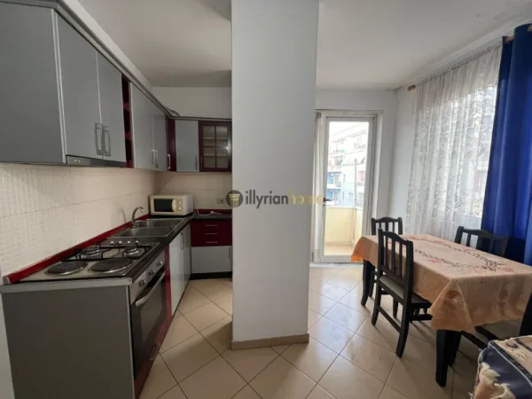 Tirane, jepet me qera apartament 1+1+Ballkon Kati 6, 60 m² 350 € (“Misto Mame”, Tiranë)