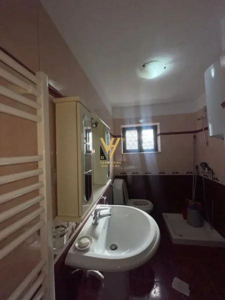 Tirane, shitet apartament 2+1+Ballkon Kati 3, 100 m² 192.000 € (SHKOLLA E BALETIT)