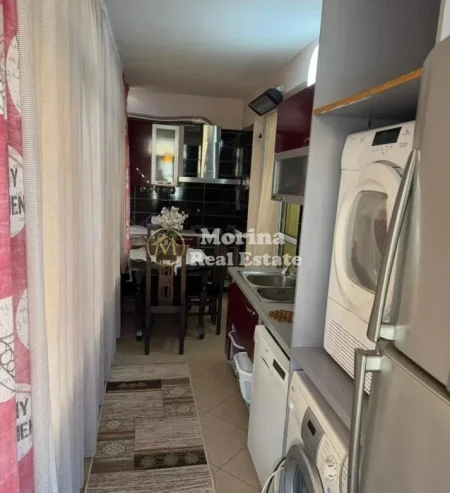 Tirane, jepet me qera apartament 2+1 Kati 7, 120 m² 500 € (Astir)