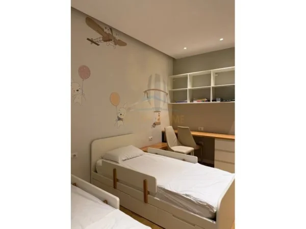 Tirane, shitet apartament 2+1 Kati 4, 116 m² 425.000 € (QENDER)