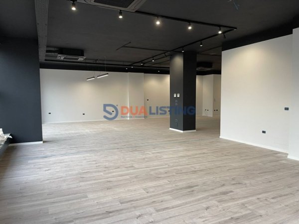 Tirane, shitet ambjent biznesi , 221 m² (Bulevardi Zhan Dark)