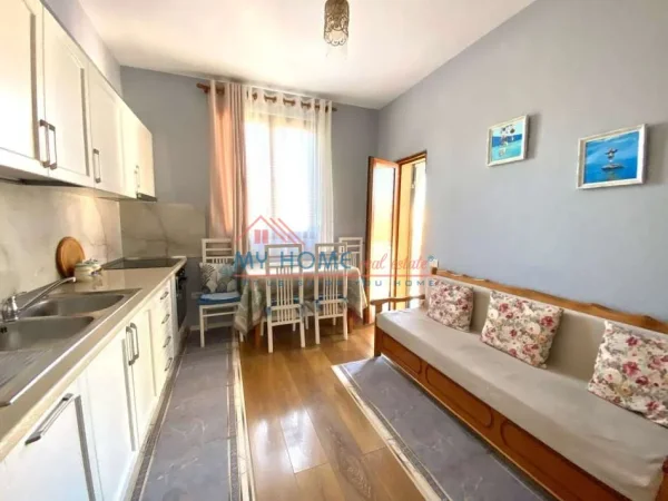 Tirane, shitet apartament 2+1+Ballkon Kati 3, 113 m² 210.000 € (Vasil Shanto)