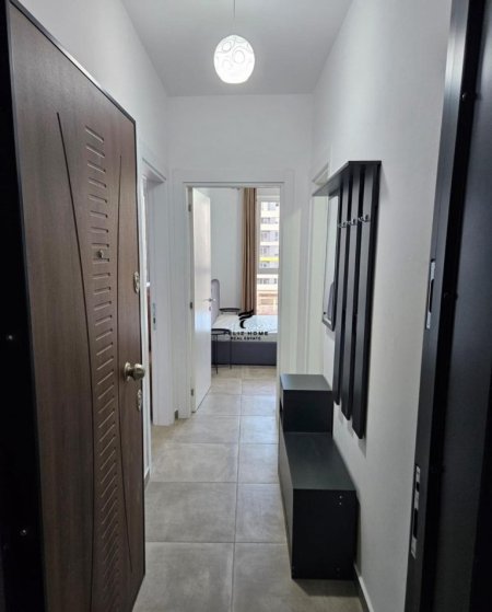 Tirane, jepet me qera apartament 1+1 Kati 3, 70 m² 450 € (UNIVERS CITY)