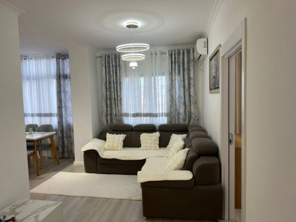 Tirane, shitet apartament 1+1 Kati 4, 55 m² 95.000 € (Misto mame)