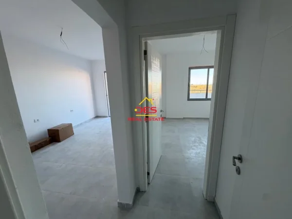 Vlore, shitet apartament 1+1+Ballkon Kati 1, 70 m² (Orikum)