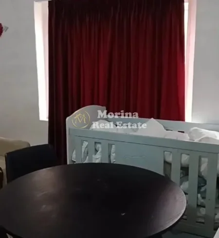 Tirane, jepet me qera shtepi 1+1 Kati 1, 60 m² 300 € (Ish Tregu Elektrik)