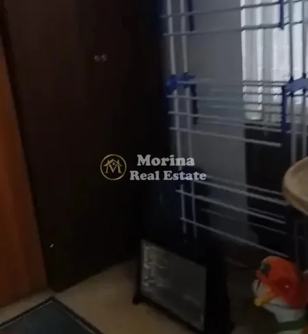 Tirane, jepet me qera shtepi 1+1 Kati 1, 60 m² 300 € (Ish Tregu Elektrik)
