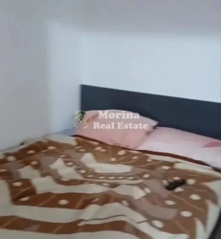 Tirane, jepet me qera shtepi 1+1 Kati 1, 60 m² 300 € (Ish Tregu Elektrik)
