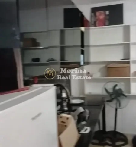 Tirane, jepet me qera shtepi 1+1 Kati 1, 60 m² 300 € (Ish Tregu Elektrik)