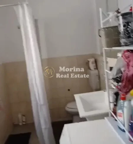 Tirane, jepet me qera shtepi 1+1 Kati 1, 60 m² 300 € (Ish Tregu Elektrik)