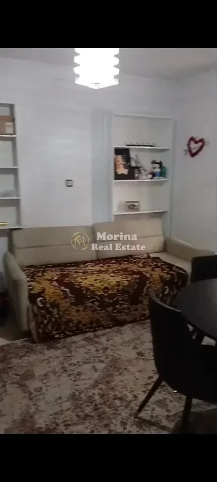 Tirane, jepet me qera shtepi 1+1 Kati 1, 60 m² 300 € (Ish Tregu Elektrik)