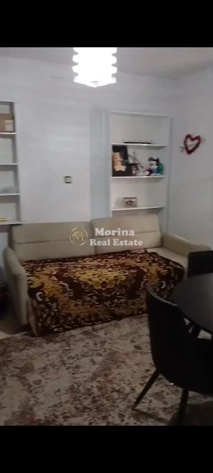 Tirane, jepet me qera shtepi 1+1 Kati 1, 60 m² 300 € (Ish Tregu Elektrik)