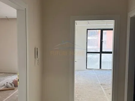 Tirane, jepet me qera zyre Kati 2, 64 m² 450 € (ASTIR , Urban Gate)