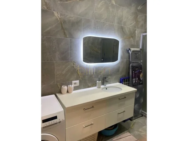 Tirane, jepet me qera 2+1+Ballkon+Post parkimi , 110 m² 1.000 € (Kopshti Botanik)