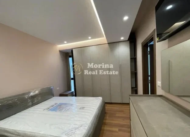 Tirane, jepet me qera apartament 2+1 Kati 9, 111 m² 850 € (Farmacia 10)