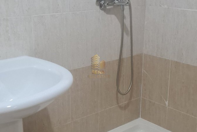 Tirane, jepet me qera apartament 2+1+Ballkon Kati 8, 130 m² 500 € (Zogu i Zi)