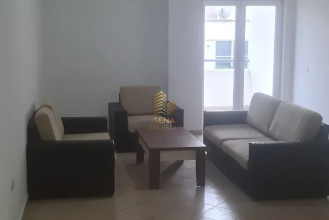 Tirane, jepet me qera apartament 2+1+Ballkon Kati 8, 130 m² 500 € (Zogu i Zi)