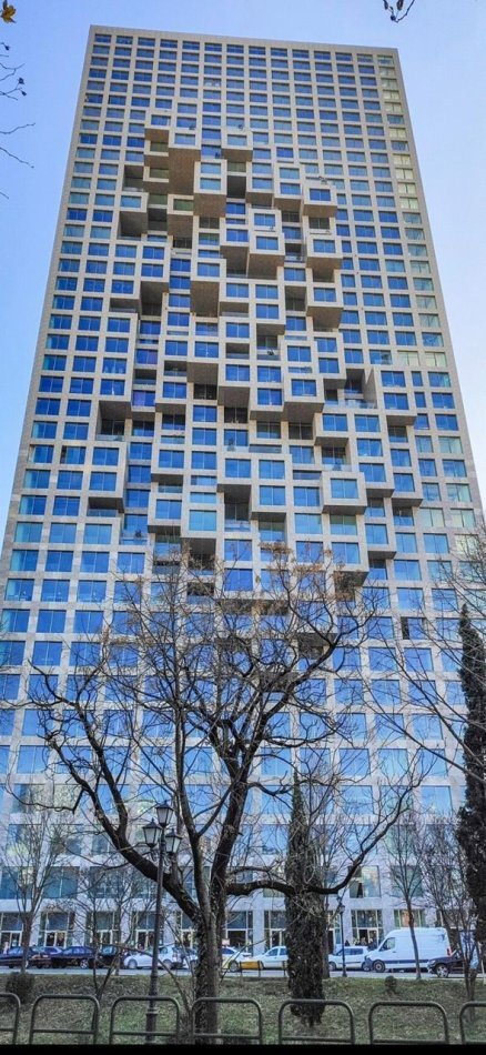 Tirane, jepet me qera zyre Kati 8, 1.569 m² 40.000 € (DOWNTOWN)