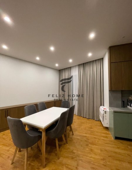 Tirane, jepet me qera apartament 2+1+Ballkon Kati 7, 107 m² 1.200 € (VASIL SHANTO)
