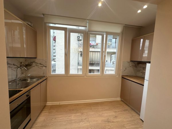 Tirane, shitet apartament 1+1 Kati 4, 51 m² 125.000 € (STACIONI TRENIT)