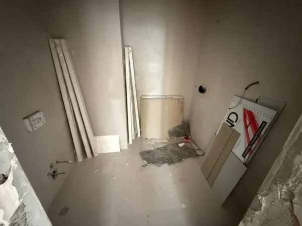 Tirane shitet apartament 2+1 Kati 7, 134 m²