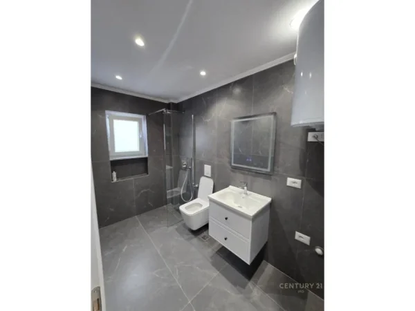 Tirane, shitet apartament 1+1 Kati 4, 52 m² 113.000 € 