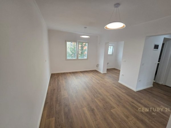 Tirane, shitet apartament 1+1 Kati 4, 52 m² 113.000 € 