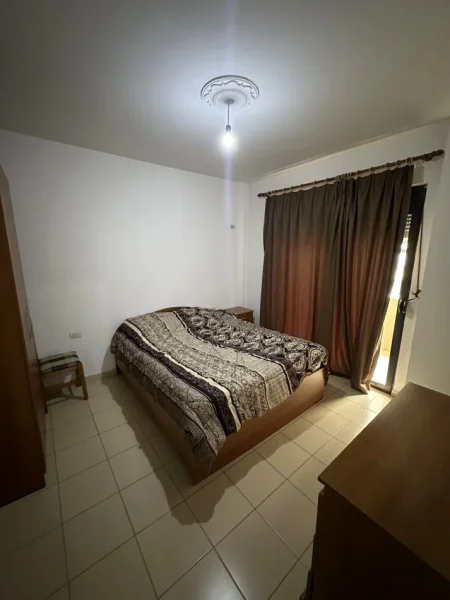 Tirane, jepet me qera apartament 2+1+2 Kati 5, 85 m² 400 € (Astir prane Rrethit tek Ecomarket)