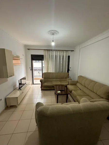 Tirane, jepet me qera apartament 2+1+2 Kati 5, 85 m² 400 € (Astir prane Rrethit tek Ecomarket)