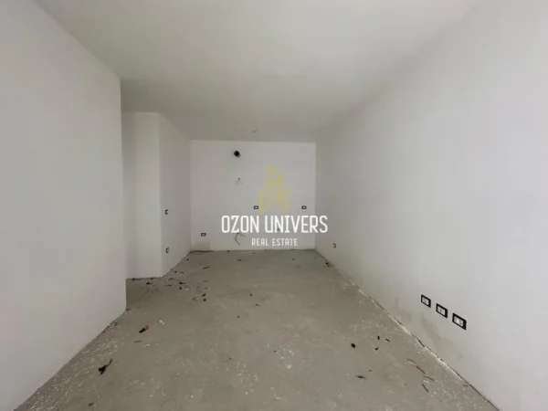 Tirane, shitet apartament 2+1+Ballkon Kati 0, 91 m² 127.187 € (univers city)