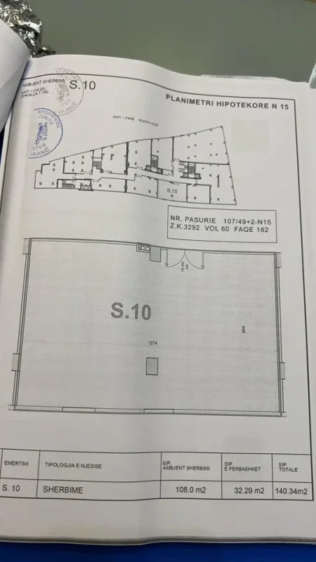 Tirane, jepet me qera zyre Kati 2, 108 m² 1.300 € (KOMUNA E PARISIT)