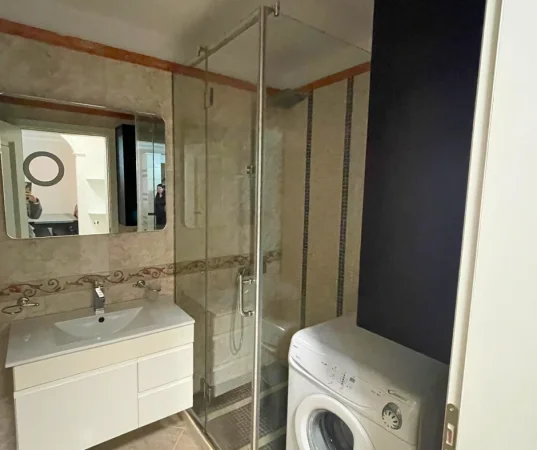 Tirane, jepet me qera apartament 1+1 Kati 3, 80 m² 600 € 