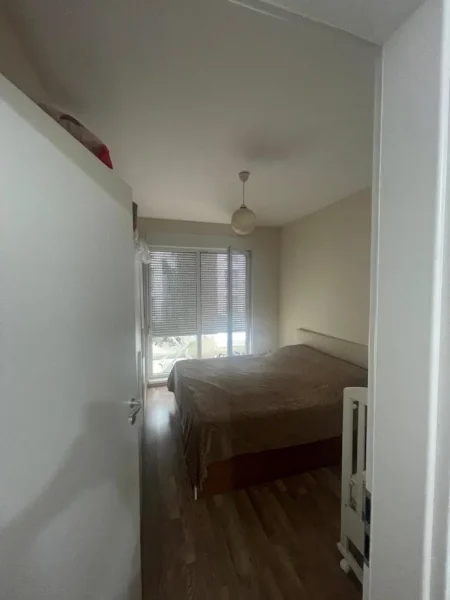 Tirane, jepet me qera apartament 1+1 , 70 m² 500 € (siri kodra)